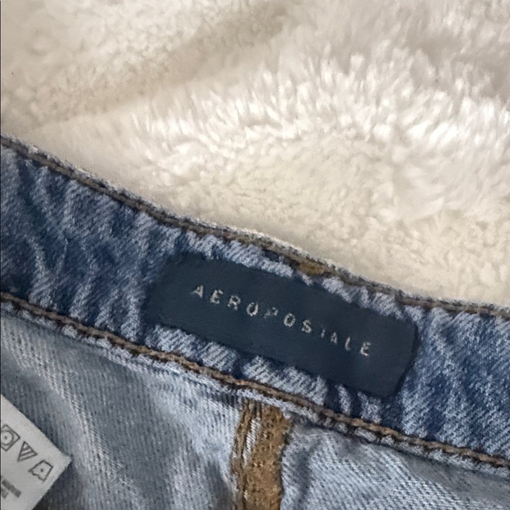 Aeropostale Ripped Blue Jean Shorts - Picture 4 of 6